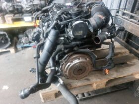 SKODA Komplett Motor (Segédberendezésekkel)