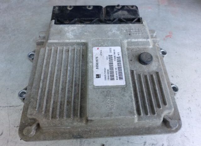 
								SUZUKI Motorvezérlő full									