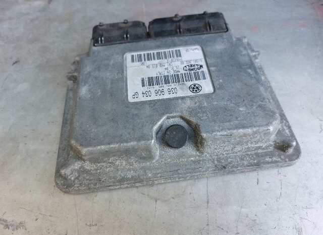 
								VW Motorvezérlő full									