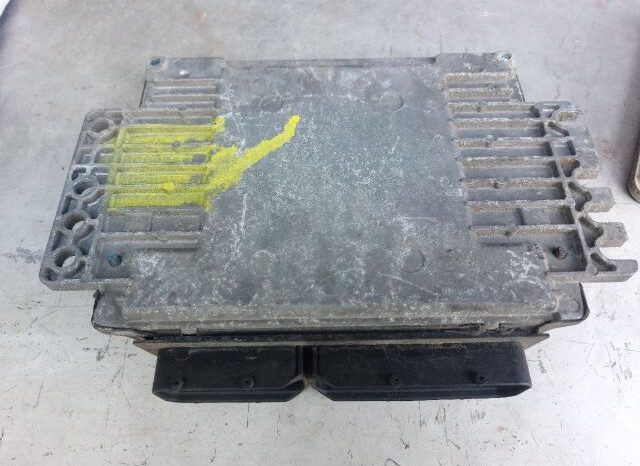 
								NISSAN Motorvezérlő full									