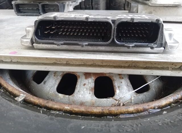 
								VW Motorvezérlő full									