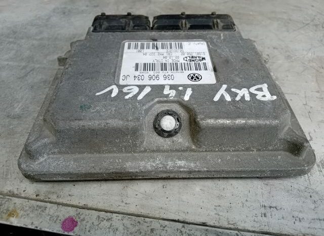 
								VW Motorvezérlő full									