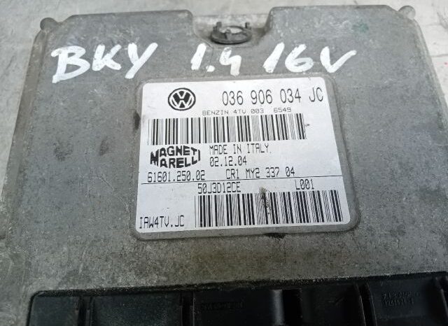 
								VW Motorvezérlő full									