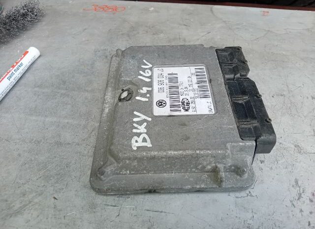
								VW Motorvezérlő full									