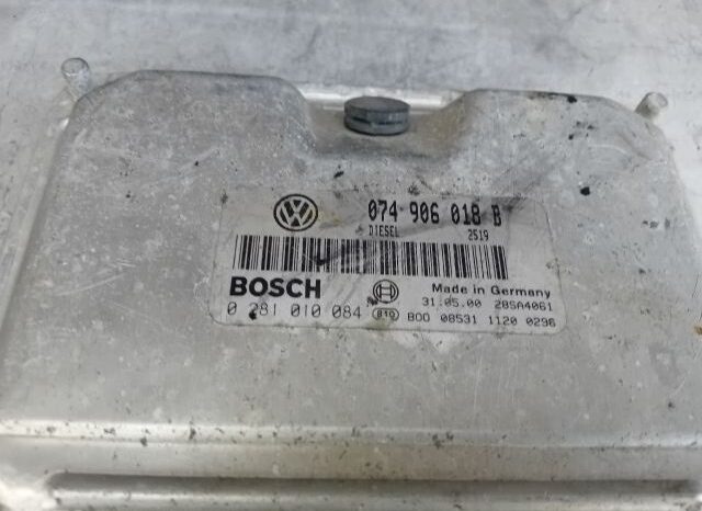 
								VW Motorvezérlő full									