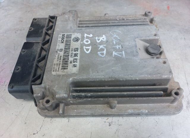 
								VW Motorvezérlő full									