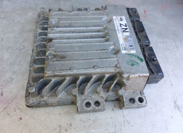 
								NISSAN Motorvezérlő full									