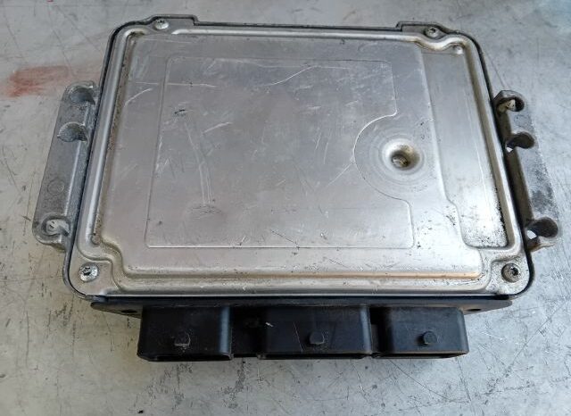 
								FORD Motorvezérlő full									