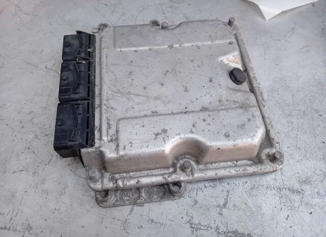
								RENAULT Motorvezérlő full									