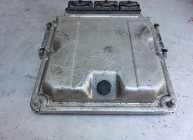 
								RENAULT Motorvezérlő full									