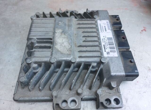
								RENAULT Motorvezérlő full									