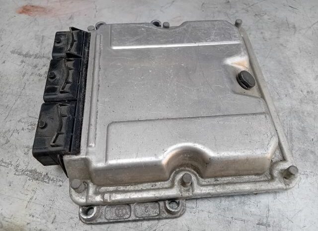 
								RENAULT Motorvezérlő full									