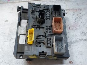PEUGEOT Biztosítéktábla Motortér