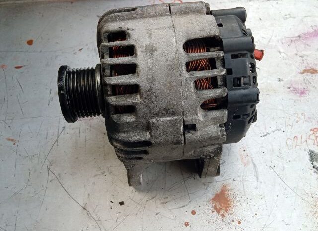 
								RENAULT Generátor full									